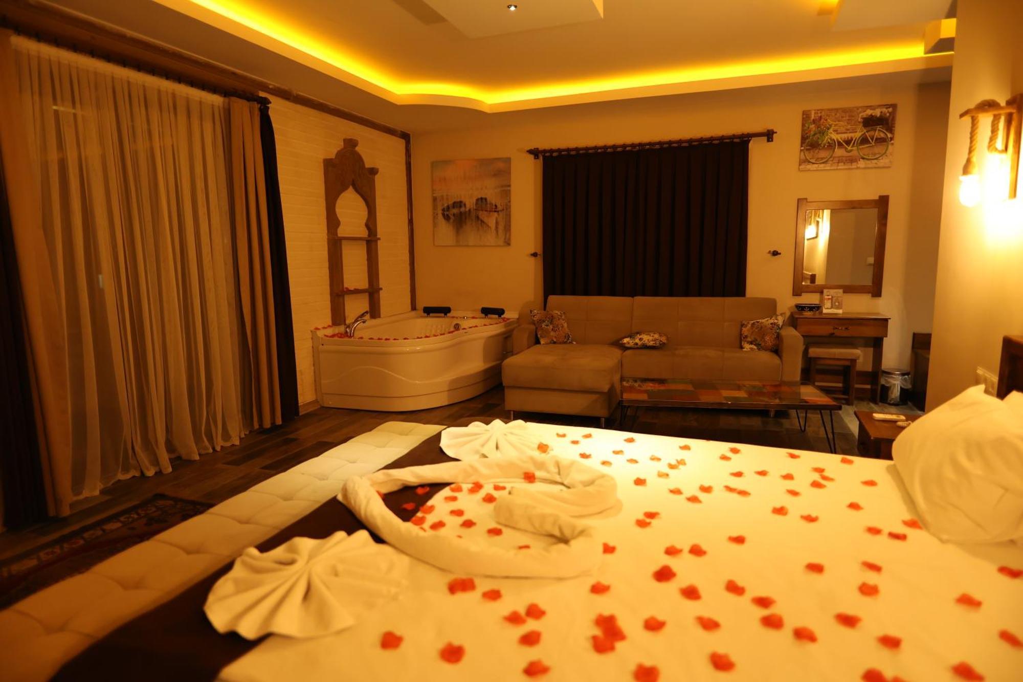 أُتْشيسار El Nazar Stone Suite المظهر الخارجي الصورة
