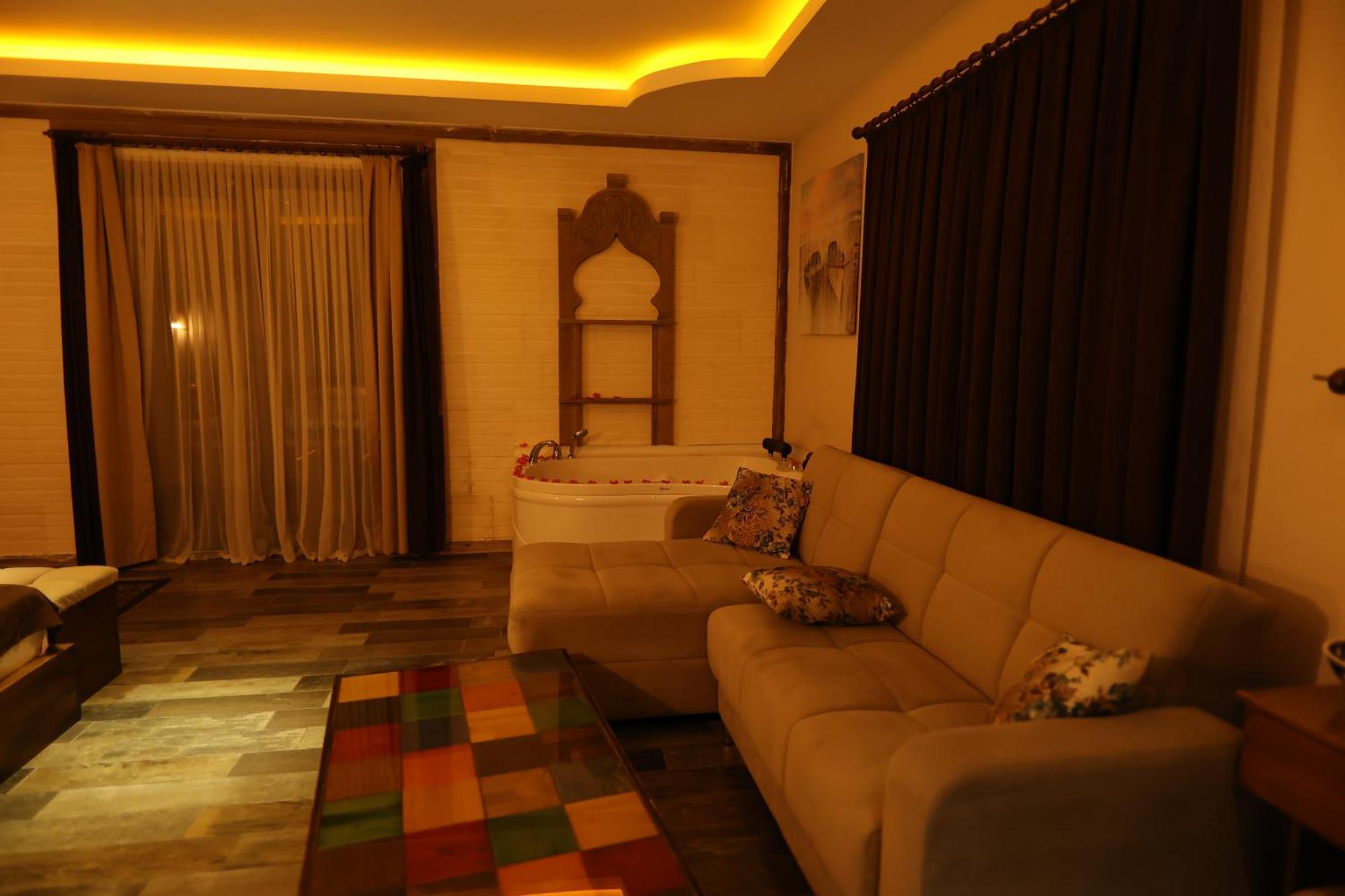 أُتْشيسار El Nazar Stone Suite المظهر الخارجي الصورة