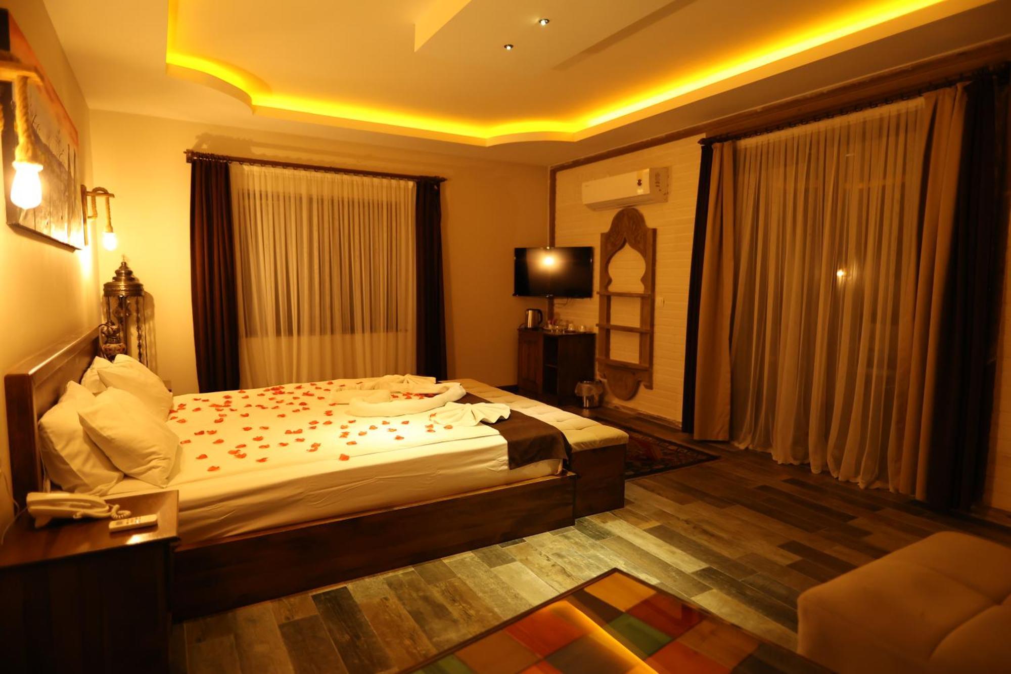 أُتْشيسار El Nazar Stone Suite المظهر الخارجي الصورة