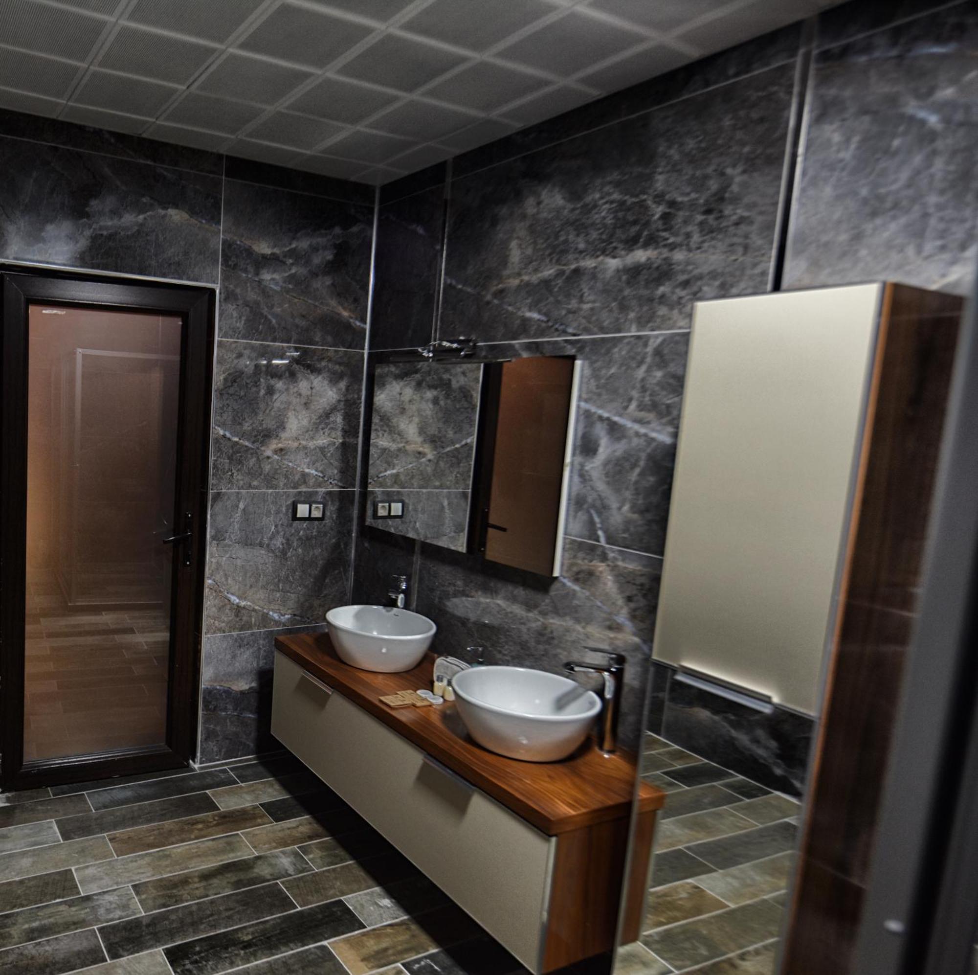 أُتْشيسار El Nazar Stone Suite المظهر الخارجي الصورة
